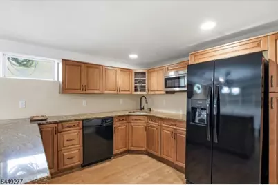 36 Oakland Ave, Franklin Township, NJ 08873 - Photo 27