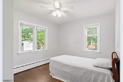 36 Oakland Ave, Franklin Township, NJ 08873 - Photo 15