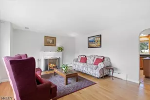 36 Oakland Ave, Franklin Township, NJ 08873 - Photo 7