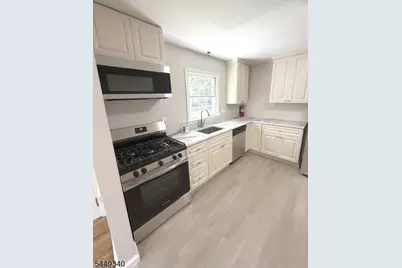 22 Springbrook Rd, Livingston, NJ 07039 - Photo 15