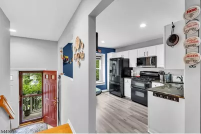 15 Spruce Ter, Mount Arlington, NJ 07856 - Photo 3