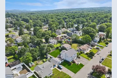56 Chesapeake Ave, Parsippany, NJ 07034 - Photo 47