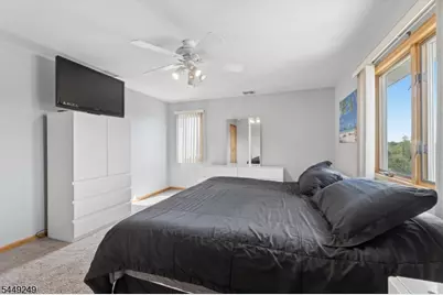 56 Chesapeake Ave, Parsippany, NJ 07034 - Photo 33