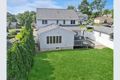 56 Chesapeake Ave, Parsippany, NJ 07034 - Photo 45