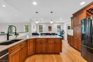 1245 Sunnyfield Ln, Scotch Plains Township, NJ 07076 - Photo 15