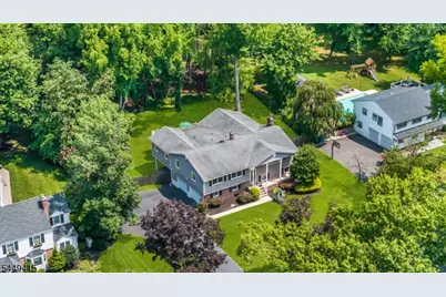 1245 Sunnyfield Ln, Scotch Plains Township, NJ 07076 - Photo 3