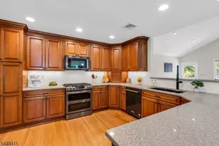 1245 Sunnyfield Ln, Scotch Plains Township, NJ 07076 - Photo 11