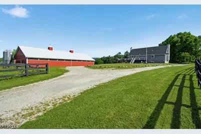 956 Rt 517, Vernon, NJ 07418 - Photo 45