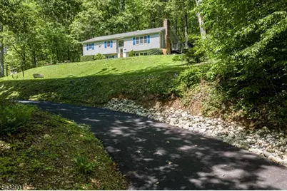 723 Harmony Brass Castle Rd, Harmony Township, NJ 08865 - Photo 5