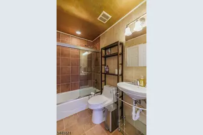 1190 W St George C31C031 #C 31, Linden, NJ 07036 - Photo 7