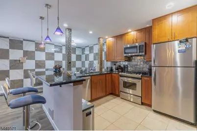 1190 W St George C31C031 #C 31, Linden, NJ 07036 - Photo 1
