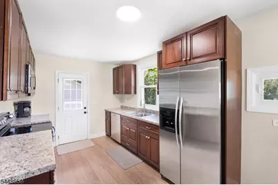 185 W Mountain Rd, Sparta Township, NJ 07871 - Photo 3