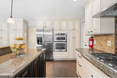 1 Layton Ct, Hillsborough Township, NJ 08844 - Photo 11