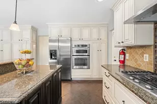 1 Layton Ct, Hillsborough Township, NJ 08844 - Photo 11