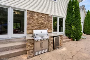 1 Layton Ct, Hillsborough Township, NJ 08844 - Photo 3