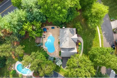 1 Layton Ct, Hillsborough Township, NJ 08844 - Photo 39