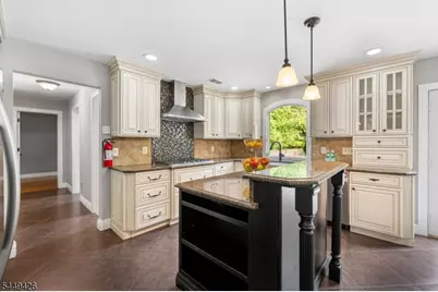 1 Layton Ct, Hillsborough Township, NJ 08844 - Photo 13