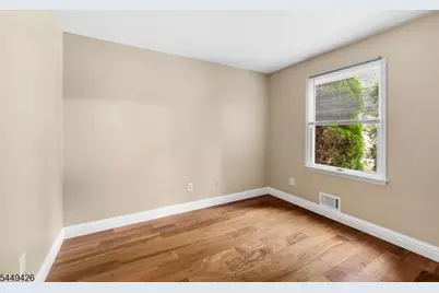 1 Layton Ct, Hillsborough Township, NJ 08844 - Photo 19