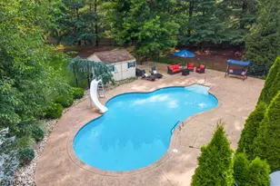 1 Layton Ct, Hillsborough Township, NJ 08844 - Photo 39