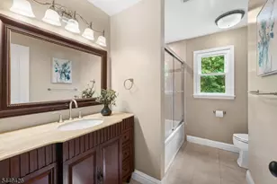 1 Layton Ct, Hillsborough Township, NJ 08844 - Photo 33
