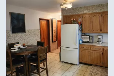 33 Livingston Ave #2, Lyndhurst Township, NJ 07071 - Photo 7
