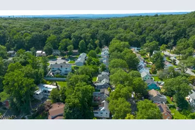 44 Sunnyside Rd, West Orange Township, NJ 07052 - Photo 29