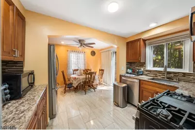 44 Sunnyside Rd, West Orange Township, NJ 07052 - Photo 7