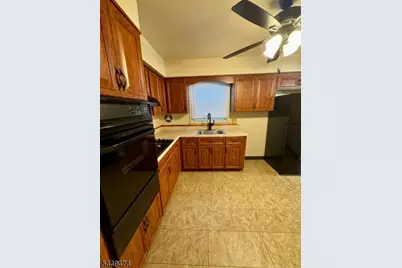 24 Grand Ave, Newark, NJ 07106 - Photo 5