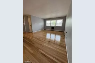 120 W 3rd Ave #26, Roselle, NJ 07203 - Photo 3