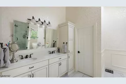 16 Chesterfield Dr, Warren Township, NJ 07059 - Photo 23