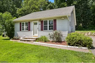 523 W Hill Rd, Lebanon Township, NJ 08826 - Photo 3