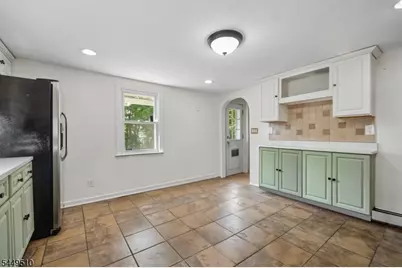 55 Hamilton Ave, Clifton, NJ 07011 - Photo 5