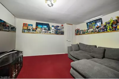 55 Hamilton Ave, Clifton, NJ 07011 - Photo 11
