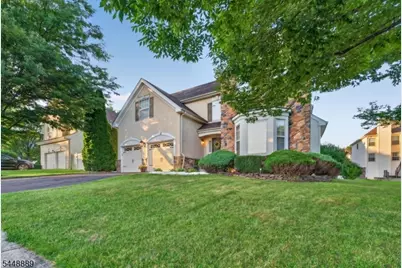 24 Lauren Ln, Lopatcong Township, NJ 08865 - Photo 3