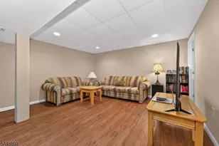 24 Lauren Ln, Lopatcong Township, NJ 08865 - Photo 29