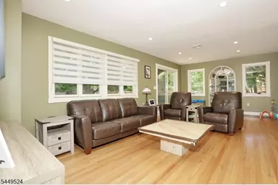 20 Linnea Pl, Ringwood, NJ 07456 - Photo 9