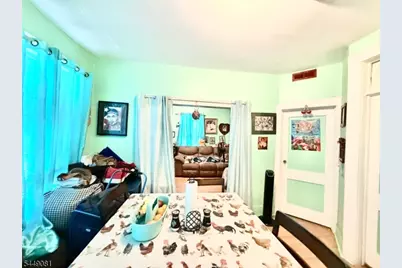 35 Krueger Pl, Passaic, NJ 07055 - Photo 11