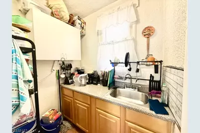 37 Krueger Pl, Passaic, NJ 07055 - Photo 5