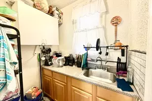 37 Krueger Pl, Passaic, NJ 07055 - Photo 5
