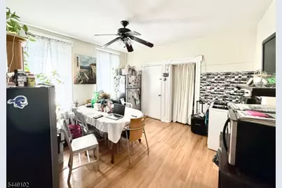 37 Krueger Pl, Passaic, NJ 07055 - Photo 3