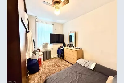 37 Krueger Pl, Passaic, NJ 07055 - Photo 13