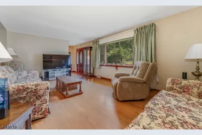120 Allerton Rd, Clinton Township, NJ 08801 - Photo 11