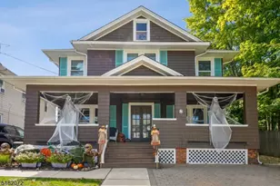 8 Oak Grove Rd, Caldwell, NJ 07006 - Photo 1