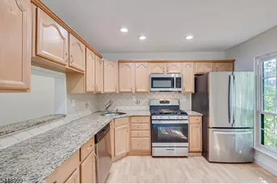 5 Pear Tree Ln, Franklin Township, NJ 08823 - Photo 5