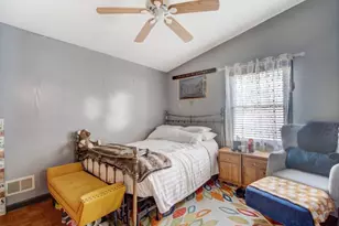 38 S 23rd St, Kenilworth, NJ 07033 - Photo 21