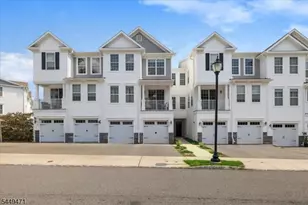 121 Sequoia Dr, Cedar Grove, NJ 07009 - Photo 1