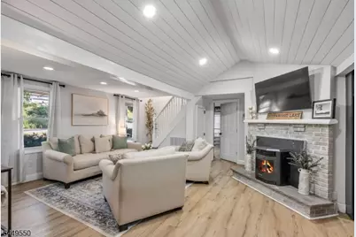 48 Dunham Rd, West Milford, NJ 07421 - Photo 15
