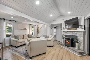 48 Dunham Rd, West Milford, NJ 07421 - Photo 15