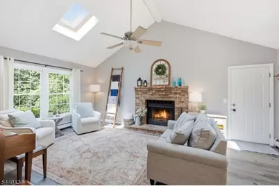 2 Powhatatan Way, Mount Olive, NJ 07840 - Photo 21