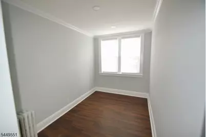 56 Hobart Pl, Clifton, NJ 07011 - Photo 7